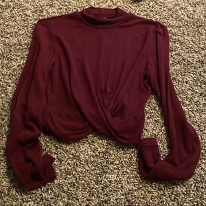 Xhilaration Cropped Twist Front Top